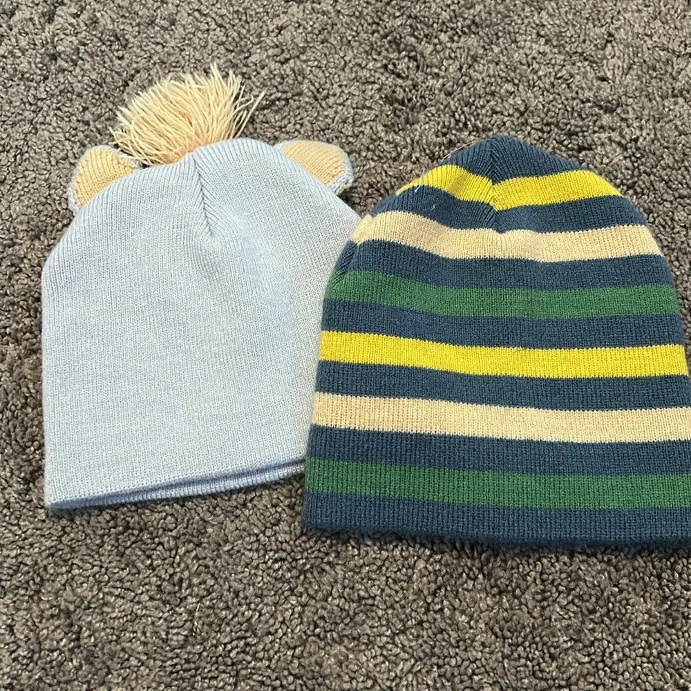 Baby/toddler girls winter hat & gloves bundle!